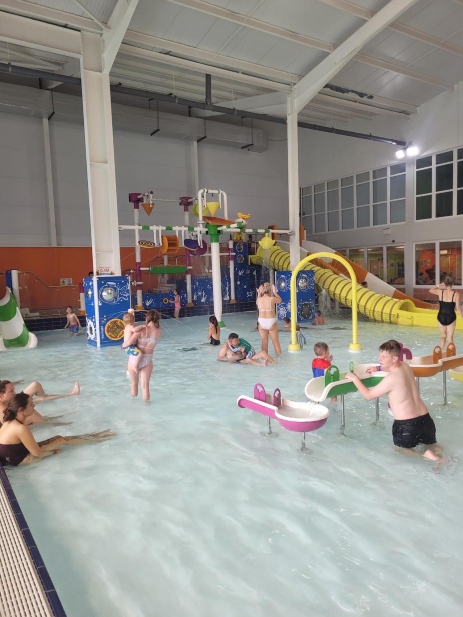 A22 Unity Beach Holiday Resort Unity Brean Sleeps 8 People 3 Bedrooms 1 Pet Stays Free Berrow Kültér fotó
