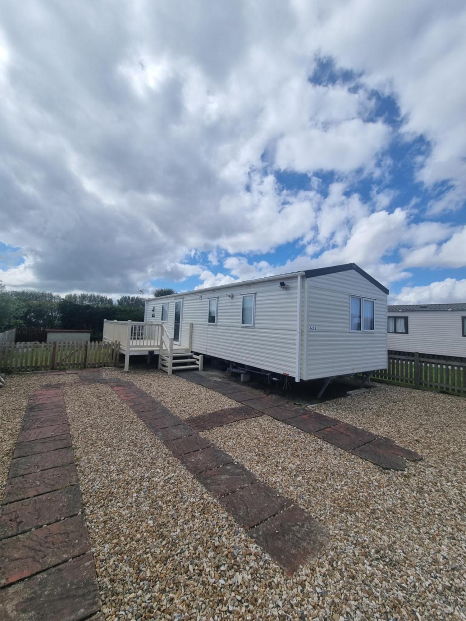 A22 Unity Beach Holiday Resort Unity Brean Sleeps 8 People 3 Bedrooms 1 Pet Stays Free Berrow Kültér fotó