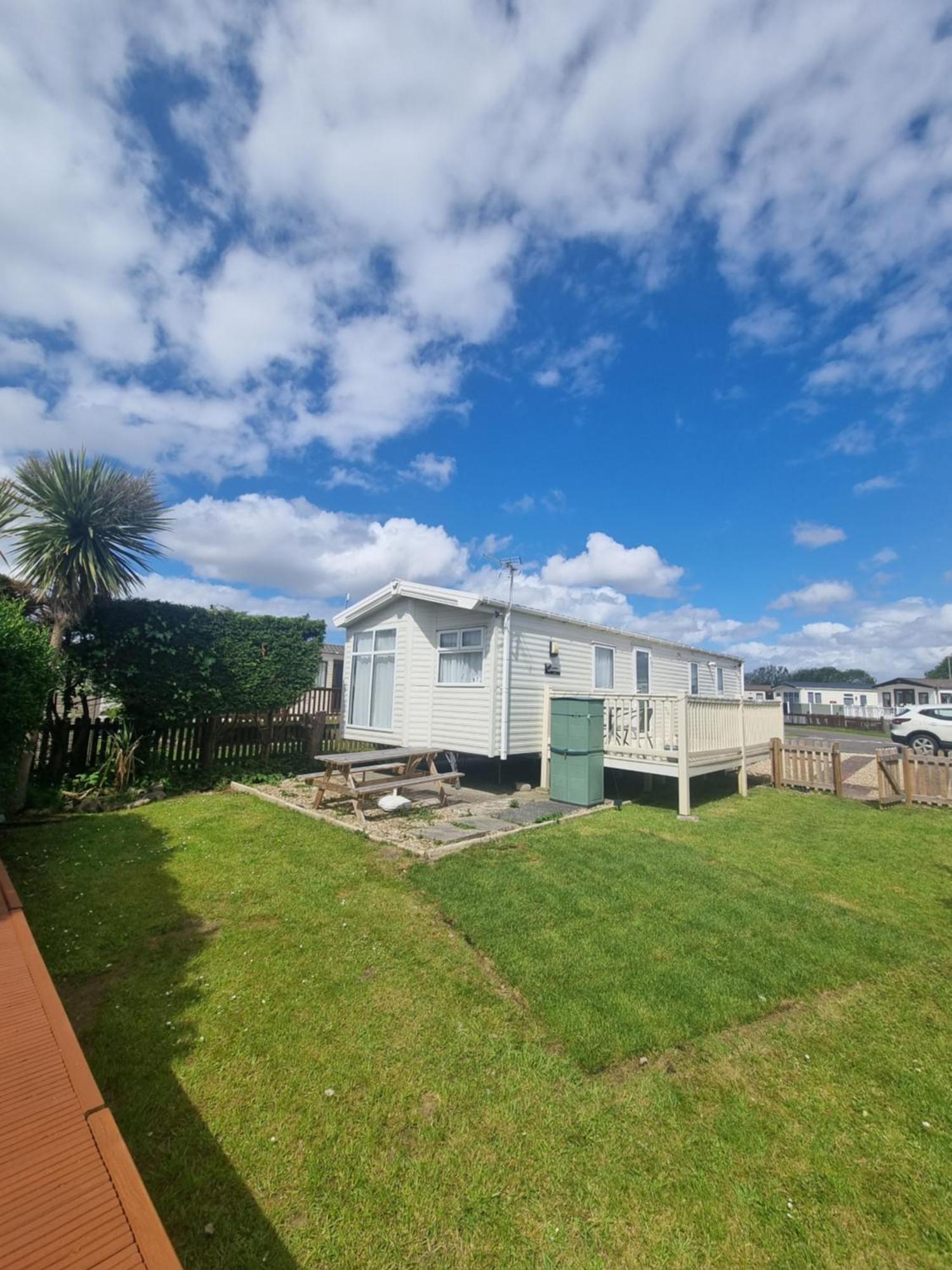 A22 Unity Beach Holiday Resort Unity Brean Sleeps 8 People 3 Bedrooms 1 Pet Stays Free Berrow Kültér fotó